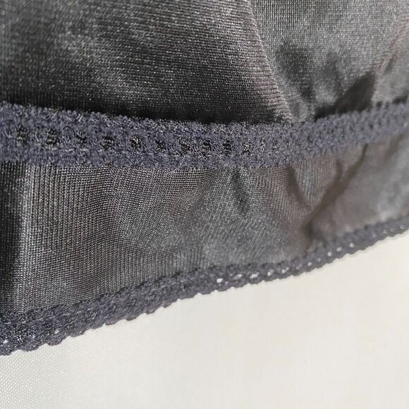 VTG Black Slip Skirt Split Side Lace Border Made in USA Size Medium - Picture 4 of 11